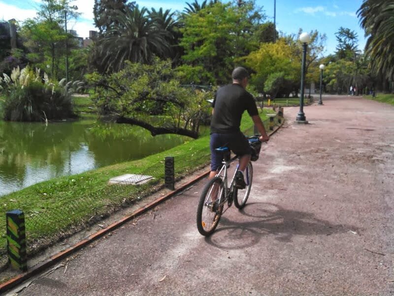 transporte-publico-em-montevideu-biclicleta